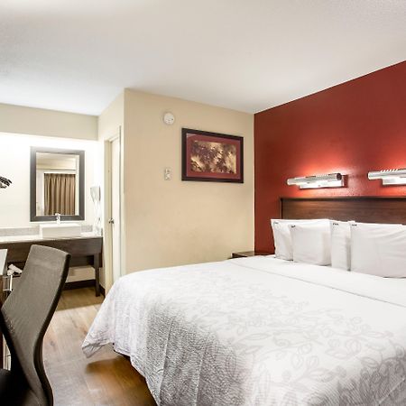 Red Roof Inn Plus+ Baltimore North - Timonium Bagian luar foto