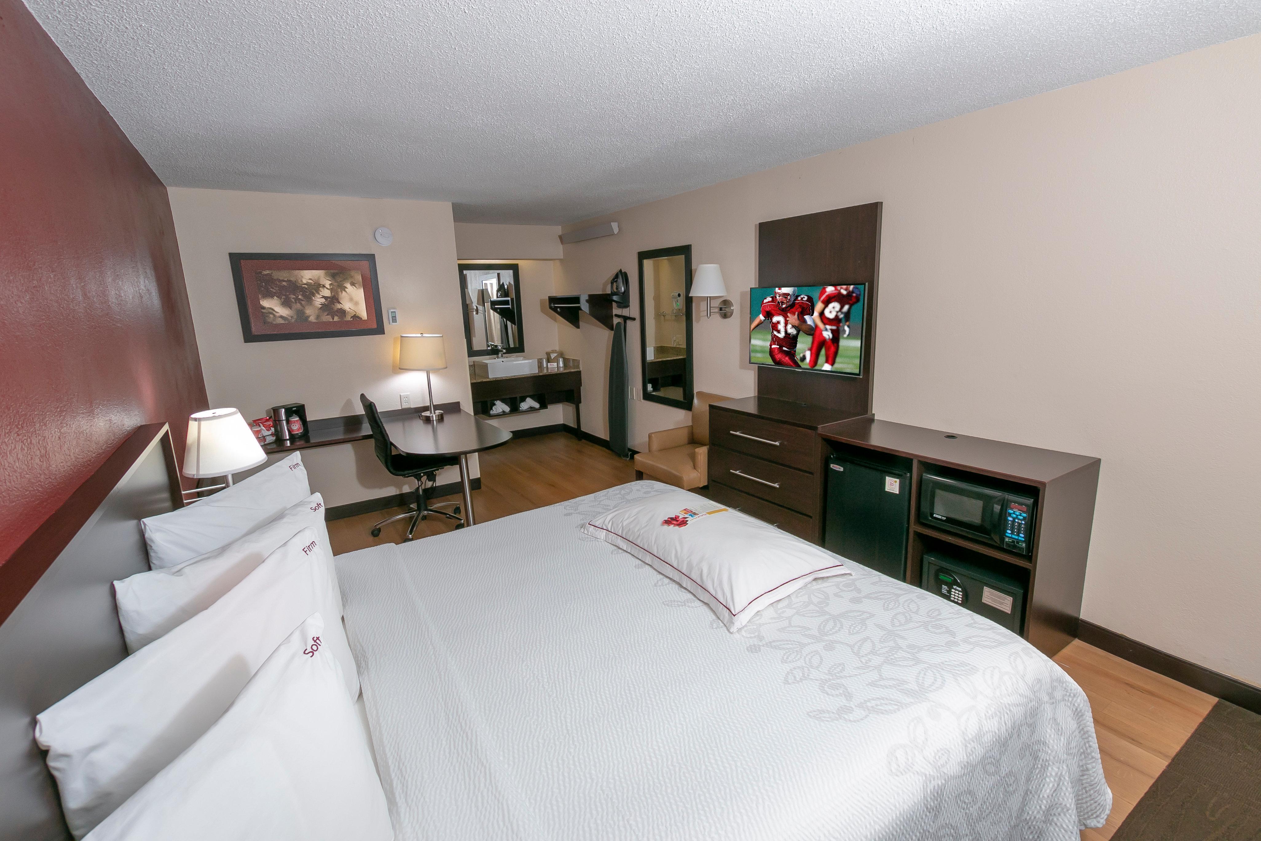 Red Roof Inn Plus+ Baltimore North - Timonium Bagian luar foto