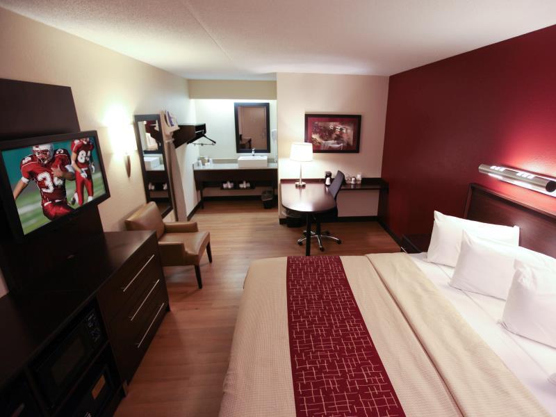 Red Roof Inn Plus+ Baltimore North - Timonium Bagian luar foto